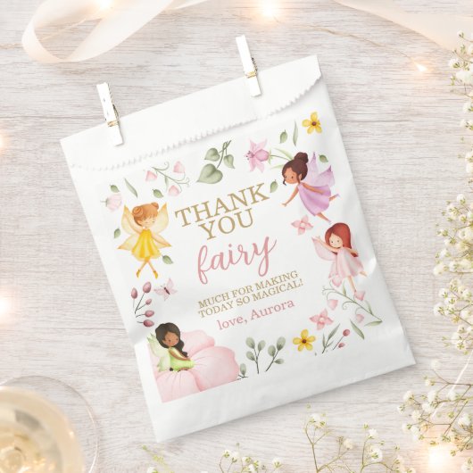 魔法の妖精の魅力庭園の誕生日パーティー フェイバーバッグ (クリップ留めされた状態)