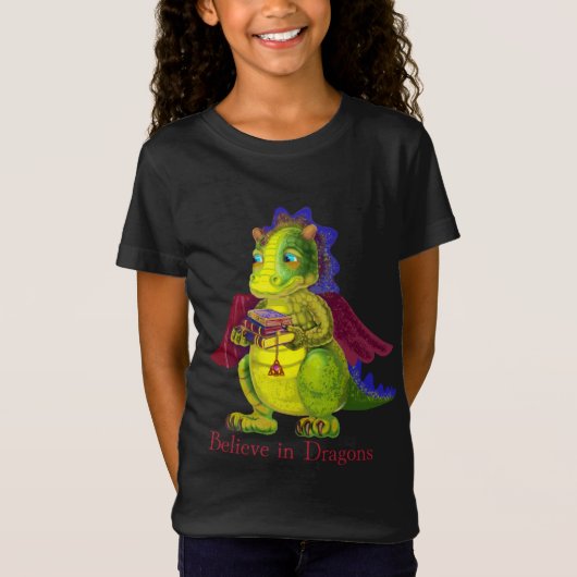 魔法の幻想的なドラゴン Tシャツ (正面)