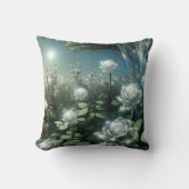 魔法の庭の白いバラ クッション (正面)