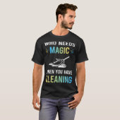 魔法の掃除が必要 Tシャツ (正面フル)