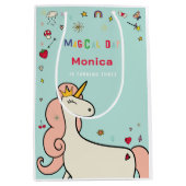 魔法の日かわいい漫画ユニコーン子供の誕生日 ミディアムペーパーバッグ (正面)