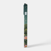 魔法の月明かりの草原 iPhone 15ケース (左側面)