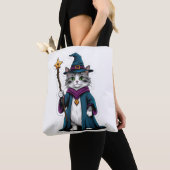魔法の杖を持つミニトートバッグの魔術猫 トートバッグ (クローズアップ)