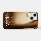 魔法の森と妖精の灯り iPhone 15ケース (裏面横)