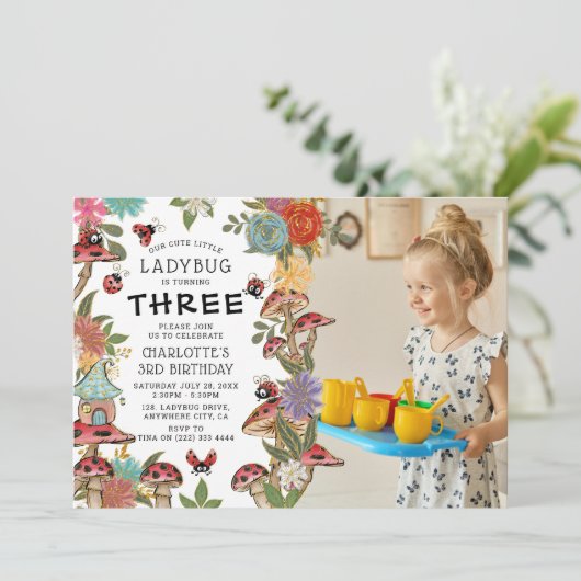 魔法の水の色ラディバグガールズ誕生日写真 招待状 (スタンド正面)