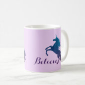 魔法の紫色および青い養育ユニコーン|は信じます コーヒーマグカップ (正面右)