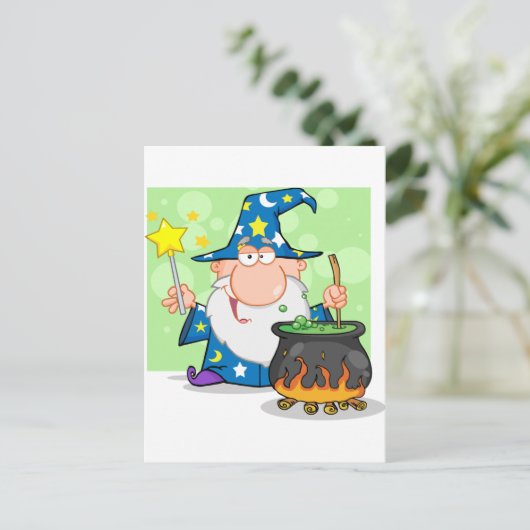 魔法の細い棒によって振り、準備しているおもしろいな魔法使い ポストカード (スタンド正面)