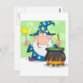 魔法の細い棒によって振り、準備しているおもしろいな魔法使い ポストカード (正面/裏面)