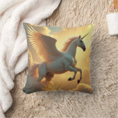 魔法の翼ユニコーン空モノグラム名 クッション (ブランケット)