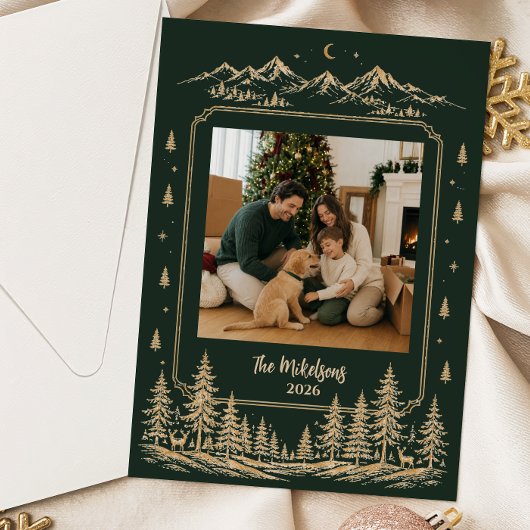 魔法の金色のクリスマスツリーの森の写真 シーズンカード