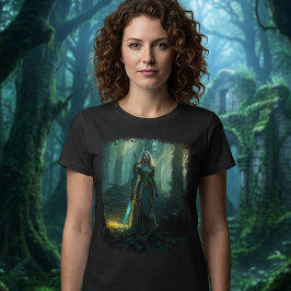 魔法の領域の守護エルフ Tシャツ