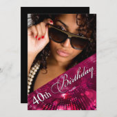 魔法は写真の第40誕生日の女の子-暗い赤紫色--をつけます 招待状 (正面/裏面)