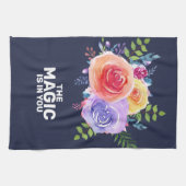 魔法は引用文水カラーフローラデザイン キッチンタオル (横)