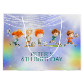 魔法サッカーの誕生日ゲーム ラージペーパーバッグ (裏面)
