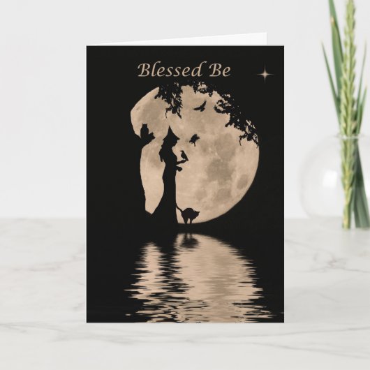 魔法使いおよび動物とのWiccaのハッピーバースデー カード (正面)