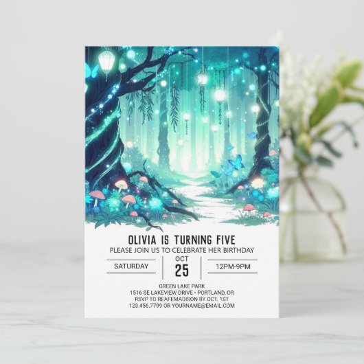 魔法白熱［赤熱］光を放つウッドランドデジタル誕生日 招待状 (スタンド正面)