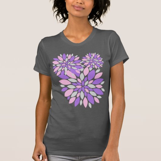魔法花びら紫色の花 Tシャツ (正面)