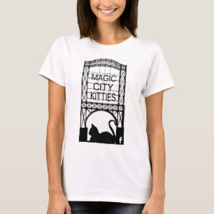 魔法都市猫ちゃんの女性の基本的なTシャツ Tシャツ