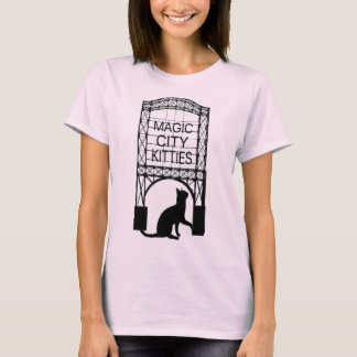 魔法都市猫ちゃんのTシャツ Tシャツ