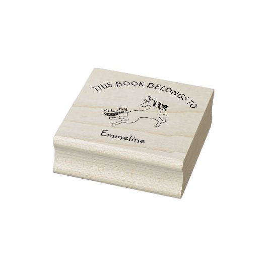 魔法飛んでいるのユニコーンこの本は名前に属している ラバースタンプ (スタンプ)