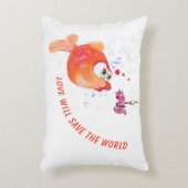 魚おもしろいと虫の枕 – カスタム文字 アクセントクッション (正面(垂直))