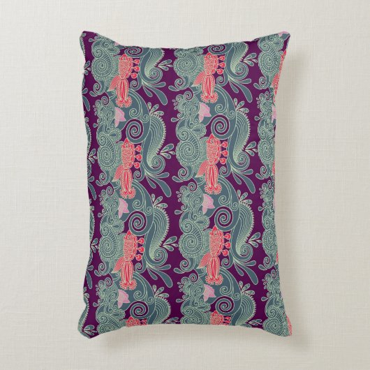 魚および紫色の波が付いているパターン アクセントクッション (正面(垂直))
