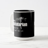 魚がかわいくないのでPescatarian ツートーンマグカップ (正面左)