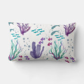 魚とサンゴの水の色のデザイン ランバークッション (裏面)