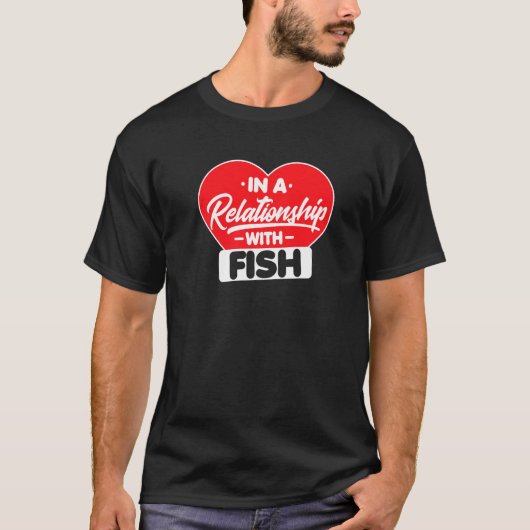 魚と恋愛中 魚 Tシャツ (正面)