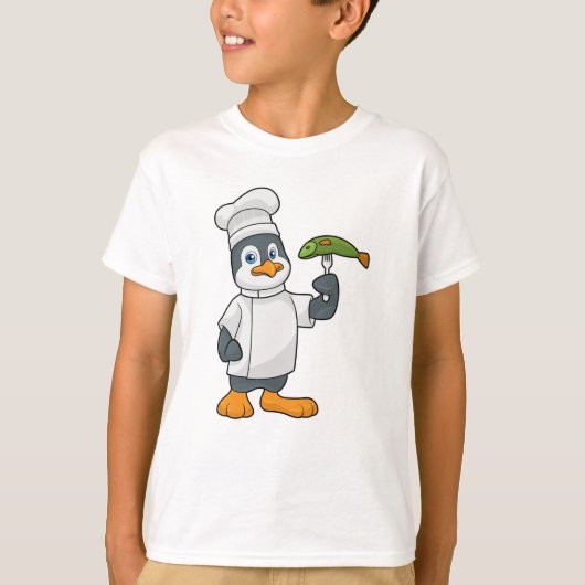 魚と料理のエプロンを持つ調理師としてのペンギン Tシャツ (正面)