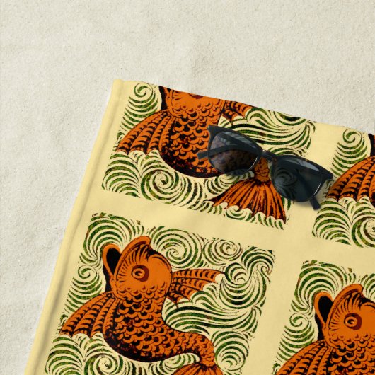 魚のアンティークタイル古いアート古代 ビーチタオル (インサイチュ)