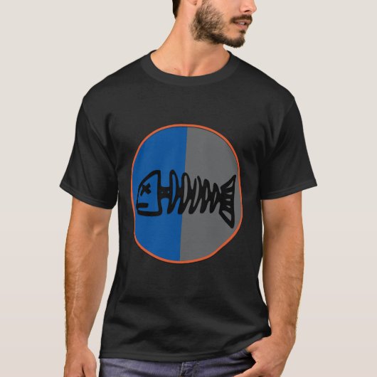 魚のスケルトン2円 Tシャツ (正面)