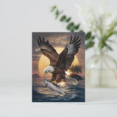 魚の上に舞い上がる雄大なワシ ポストカード (スタンド正面)