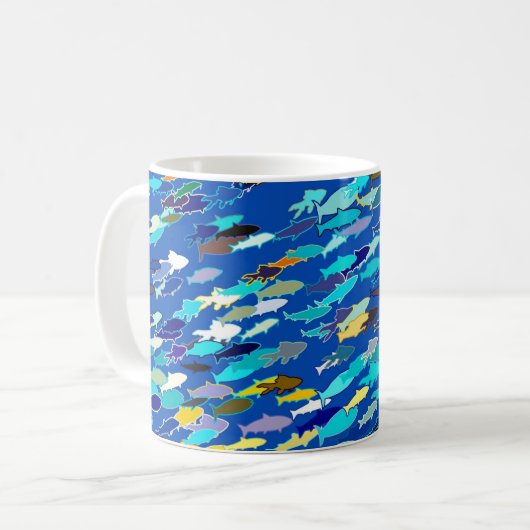 魚の学校，ダークブルー，白とターコイズ コーヒーマグカップ (正面左)