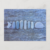 魚の形をしたロックアート ポストカード (正面)