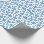 魚の柄の白の青い雪はかりで測片 ラッピングペーパー (角)