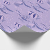 魚の模様を紫色で包む紙 ラッピングペーパー (角)