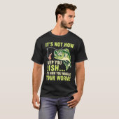 魚の深いは魚ではない Tシャツ (正面フル)