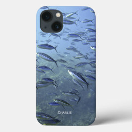 魚の群れ水中でダイビング。パーソナライズ。 iPhone 13ケース