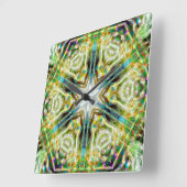 魚の輝く砂質緑の万華鏡のように千変万化するパターン スクエア壁時計 (傾斜)