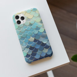 魚の鱗模様 青空背景 金色 iPhone 11 PROケース
