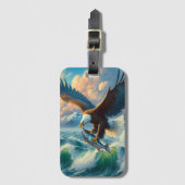 魚を威厳のある捕まえるために舞い降りるワシ ラゲッジタグ (正面縦)