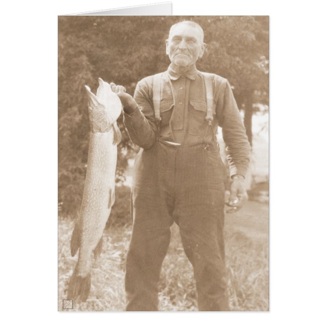 魚を持つ男 (正面)
