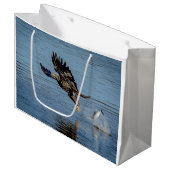 魚を落とす未熟な禿鷲 ラージペーパーバッグ (正面アングル)