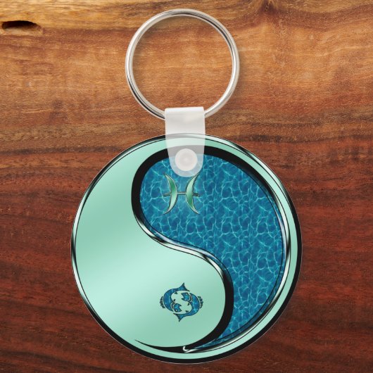 魚を釣る キーホルダー (裏面)