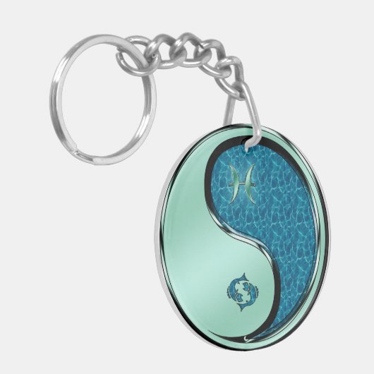 魚を釣る キーホルダー (正面左)