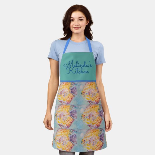 魚カラフル水彩青女性キッチンエプロン エプロン (着用した状態)