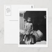 魚屋の娘 – ヴィンテージ写真 ポストカード (正面/裏面)