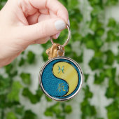 魚座とメタルドラゴン キーホルダー (手)