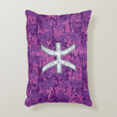 魚座〔占星術の〕十二宮図サインオン明るい赤紫色デジタル迷彩柄 アクセントクッション (正面(垂直))
